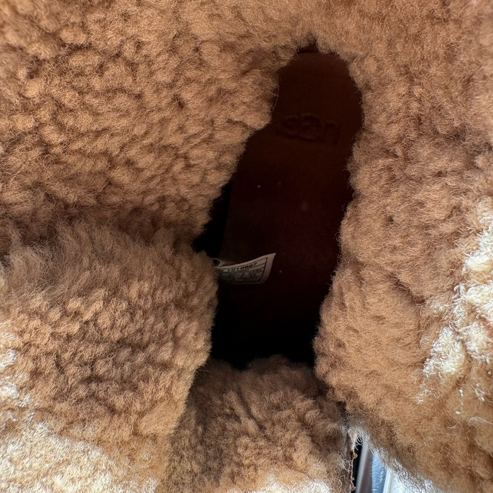 UGG Brown Women's Winter Boots - Picture 6 of 8